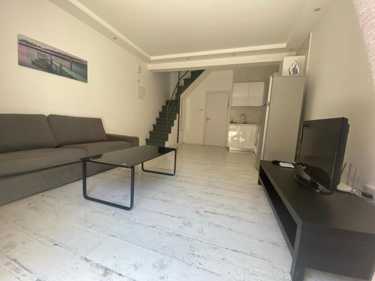 1-Bedroom Duplex 100M By The Sea Limassol Kültér fotó